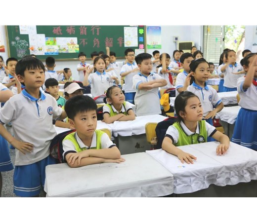 【幼小衔接】“我与小学”——商丘市智谷幼儿园参观小学活动