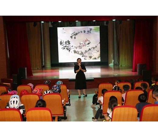 “汛”速行动 以“练”筑防——商丘市智谷幼儿园防洪防汛应急演练